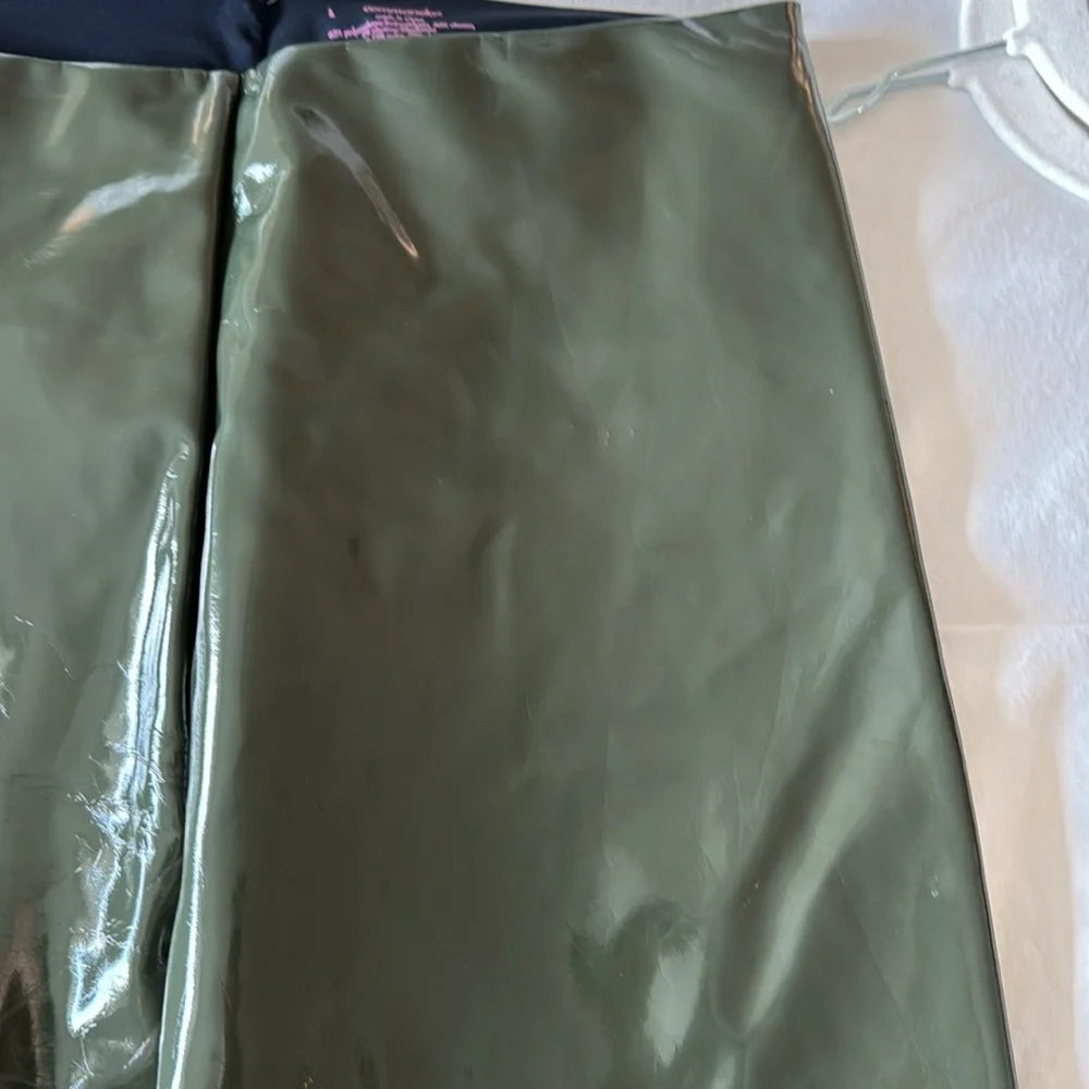 Commando Faux Patent Leather Leggings - Picture 5 of 6